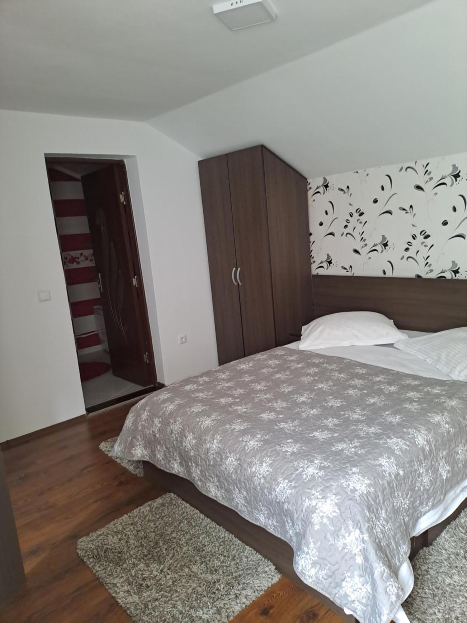 Vila Casa Raul Rucăr Exteriér fotografie