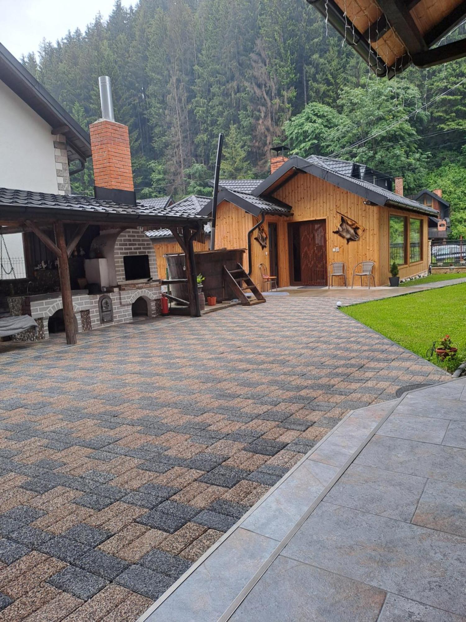 Vila Casa Raul Rucăr Exteriér fotografie